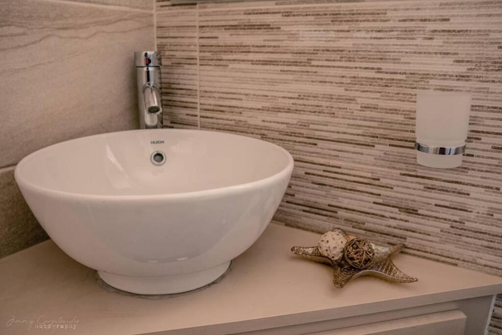 Remvi Deluxe Apartment 202 With Sea View Karpathos Exteriör bild