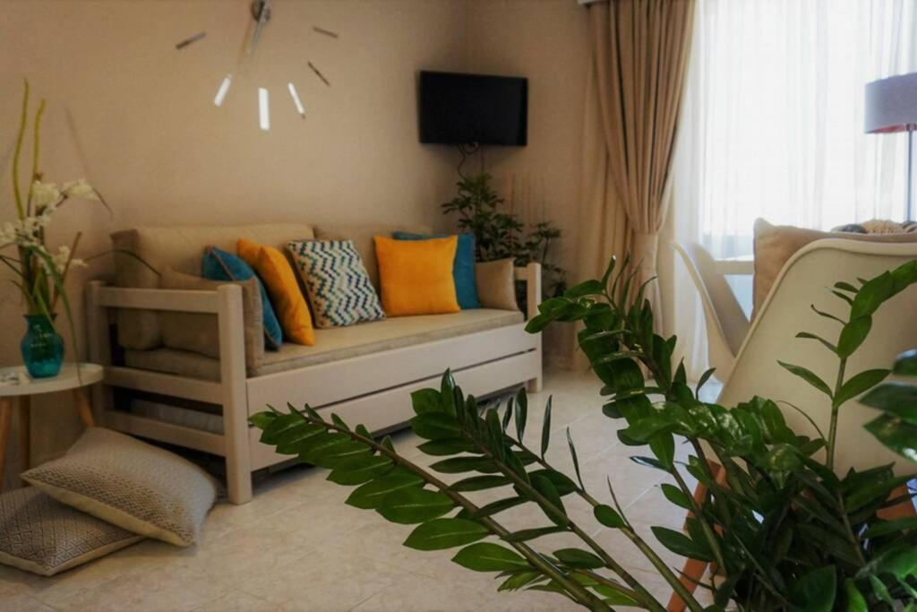 Remvi Deluxe Apartment 202 With Sea View Karpathos Exteriör bild